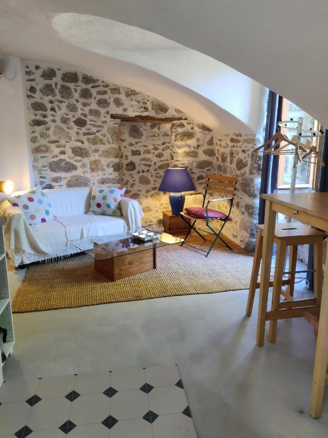Rendez-Vous Sous Le Tilleul, En Cevennes. Molieres-Cavaillac Exteriör bild