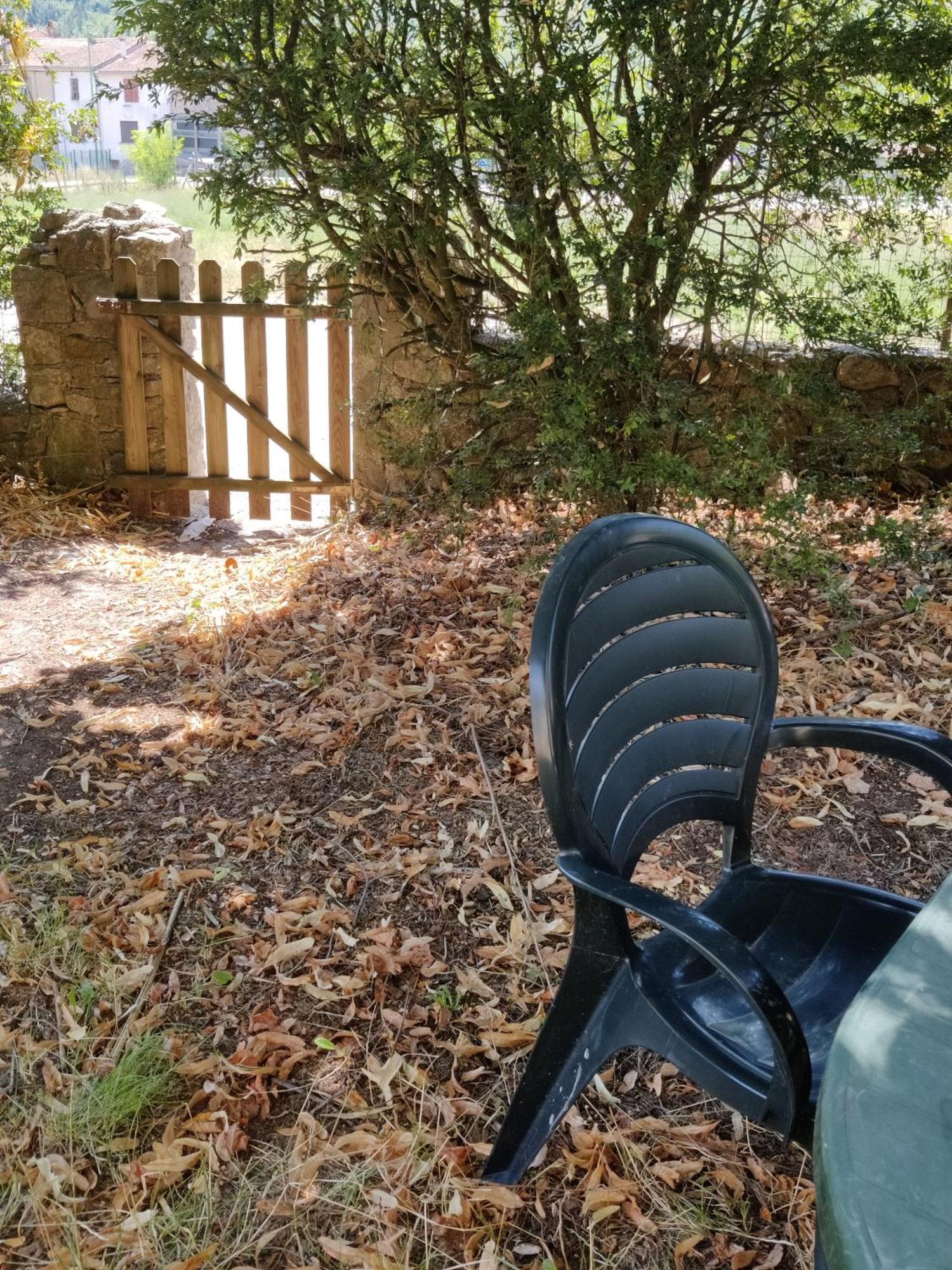 Rendez-Vous Sous Le Tilleul, En Cevennes. Molieres-Cavaillac Exteriör bild